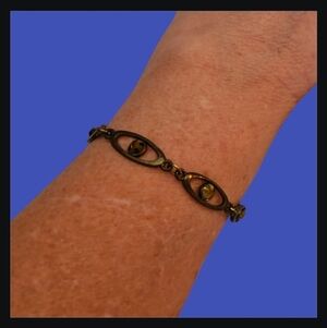 3/$30 VTG Bronze Oval Link Crystal Lobster Claw Clasp Bracelet